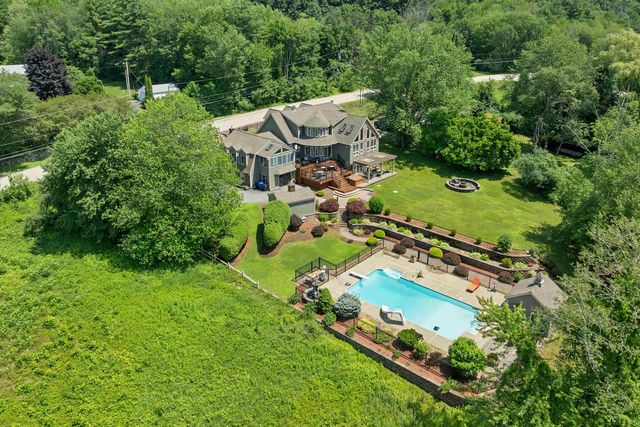 98 Robinson Road, Hudson, NH 03051