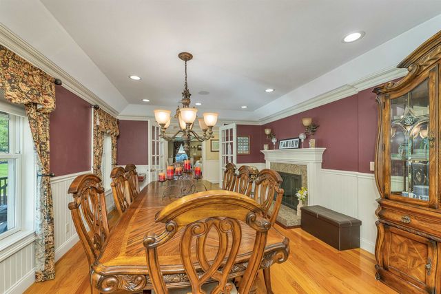 98 Robinson Road, Hudson, NH 03051