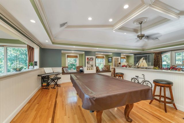 98 Robinson Road, Hudson, NH 03051