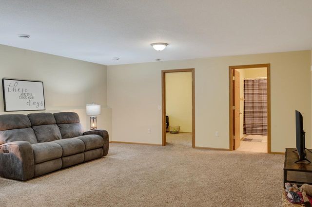 2026 Crooked AVENUE, Holmen, WI 54636