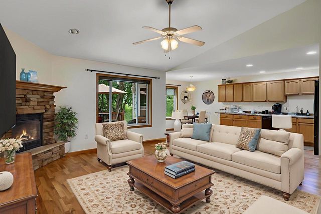 2026 Crooked AVENUE, Holmen, WI 54636