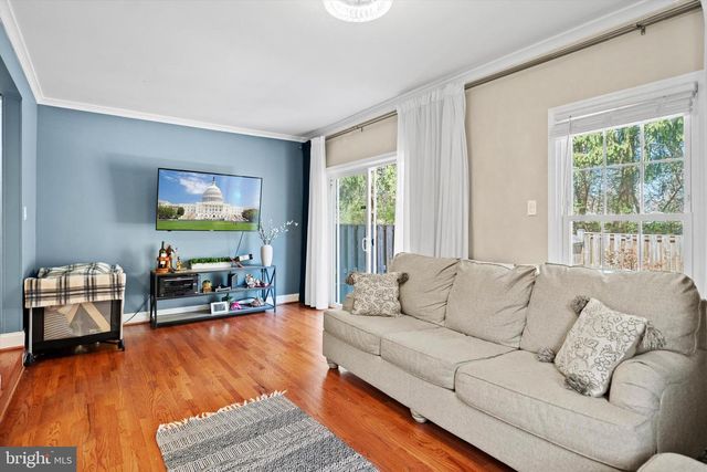 4469 HOLLY AVE, Fairfax, VA 22030