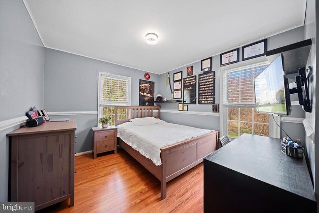 4469 HOLLY AVE, Fairfax, VA 22030