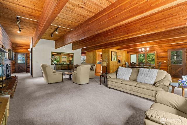 770 E Country Club Drive E, Union, WA 98592