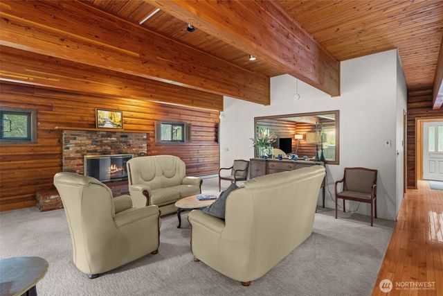 770 E Country Club Drive E, Union, WA 98592