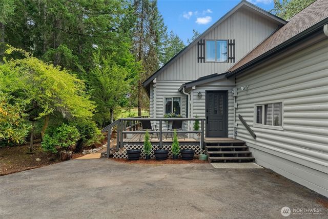 770 E Country Club Drive E, Union, WA 98592