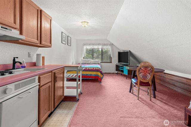 770 E Country Club Drive E, Union, WA 98592