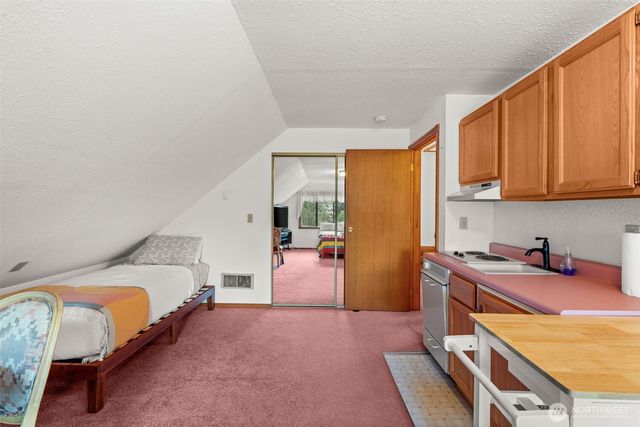 770 E Country Club Drive E, Union, WA 98592