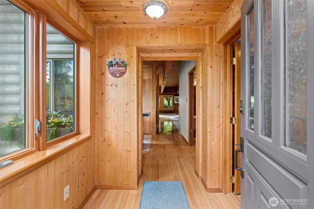770 E Country Club Drive E, Union, WA 98592