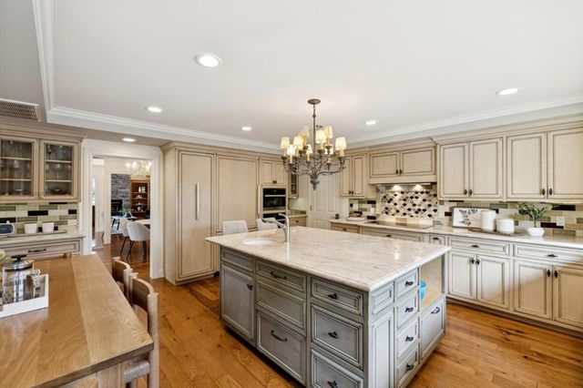 546 Cecelia Court, Los Altos, CA 94022