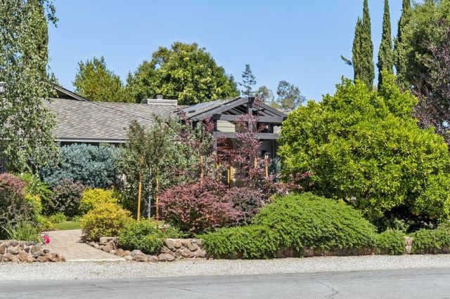 546 Cecelia Court, Los Altos, CA 94022