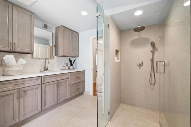 546 Cecelia Court, Los Altos, CA 94022