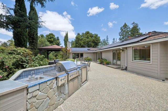 546 Cecelia Court, Los Altos, CA 94022