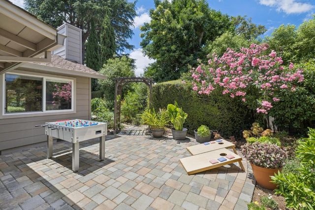 546 Cecelia Court, Los Altos, CA 94022