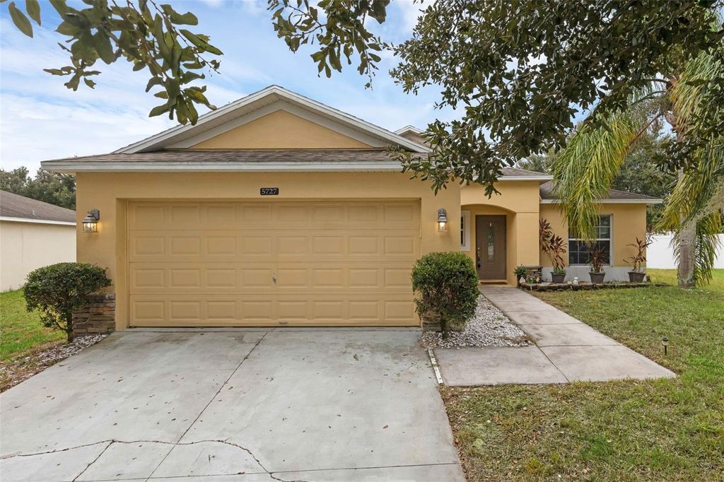 5727 RUTHERFORD ROAD, Mount Dora, FL 32757