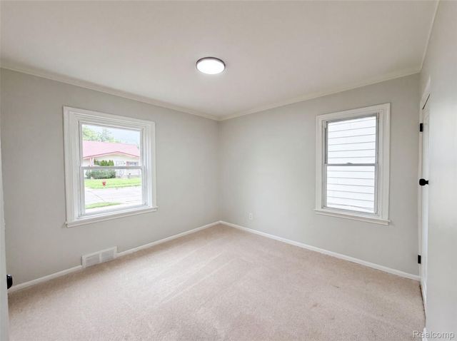 11268 Maxwell Avenue, Warren, MI 48089
