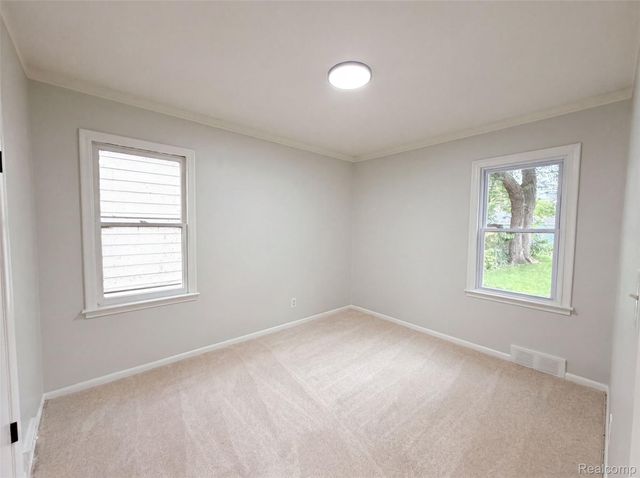 11268 Maxwell Avenue, Warren, MI 48089