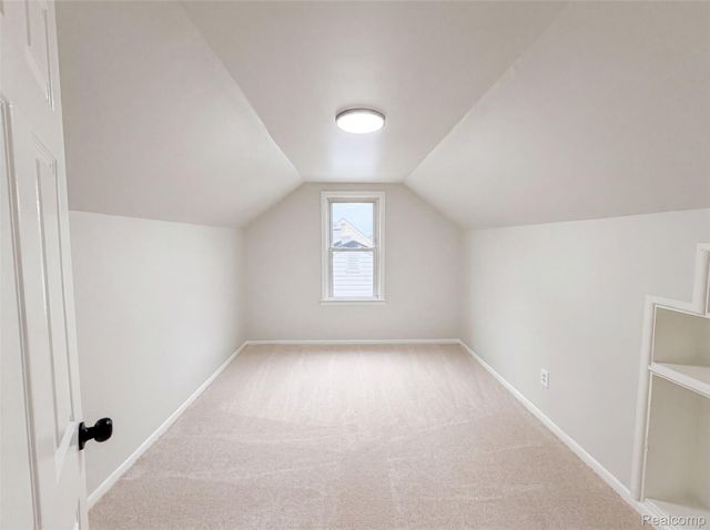 11268 Maxwell Avenue, Warren, MI 48089