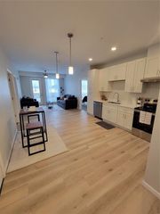 565 Market Street 310, West Des Moines, IA 50266