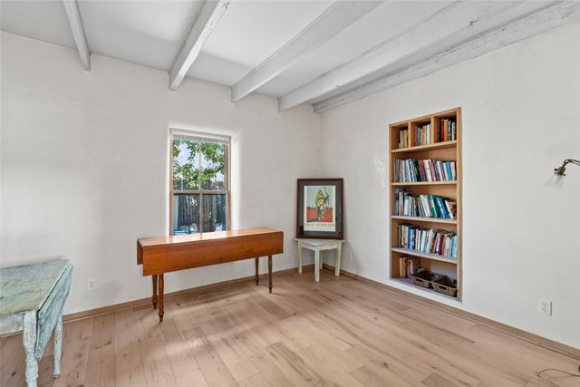 842 W Manhattan Avenue, Santa Fe, NM 87501