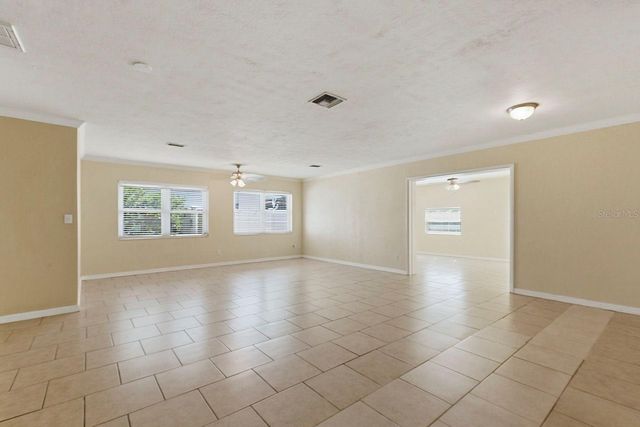 1300 79TH AVENUE N, St Petersburg, FL 33702