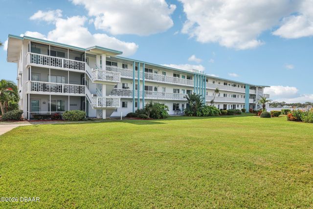 3009 N Halifax Ave Apt A7, Daytona Beach, FL 32118