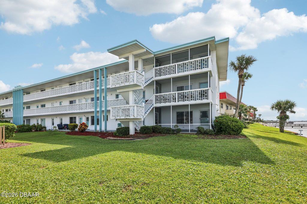 3009 N Halifax Ave Apt A7, Daytona Beach, FL 32118