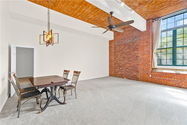 15 Higgins Street 105, Smithfield, RI 02917