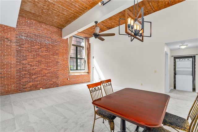 15 Higgins Street 105, Smithfield, RI 02917