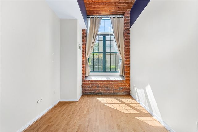 15 Higgins Street 105, Smithfield, RI 02917