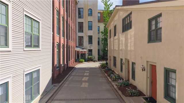 15 Higgins Street 105, Smithfield, RI 02917