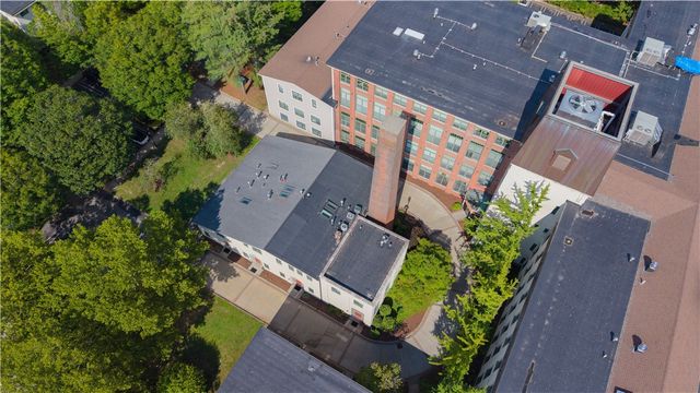 15 Higgins Street 105, Smithfield, RI 02917