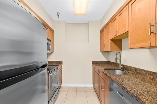 15 Higgins Street 105, Smithfield, RI 02917