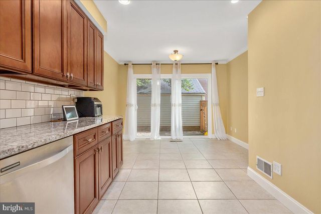 9416 AMBOY RD, Gaithersburg, MD 20886