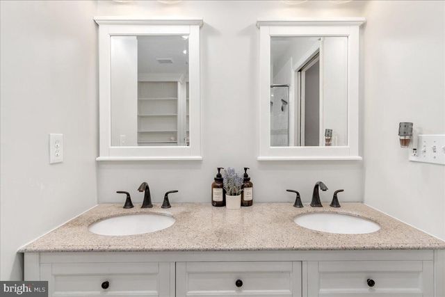 9416 AMBOY RD, Gaithersburg, MD 20886