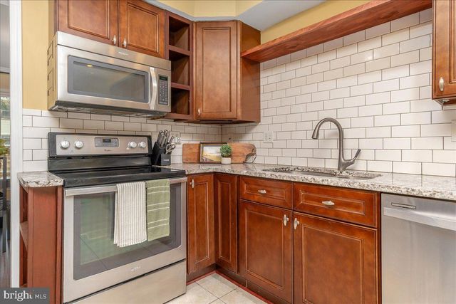 9416 AMBOY RD, Gaithersburg, MD 20886