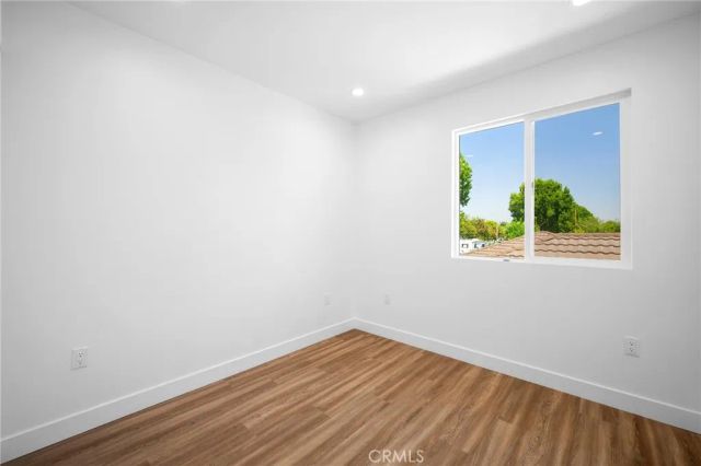 16036 Liggett Street, North Hills, CA 91343