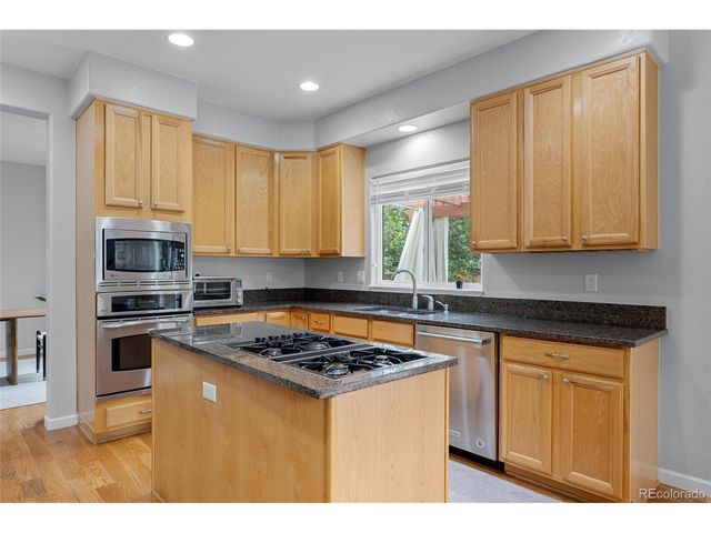 320 Driftwood Cir, Lafayette, CO 80026