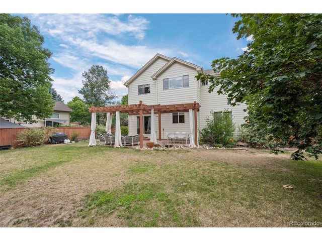 320 Driftwood Cir, Lafayette, CO 80026