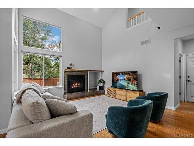 320 Driftwood Cir, Lafayette, CO 80026