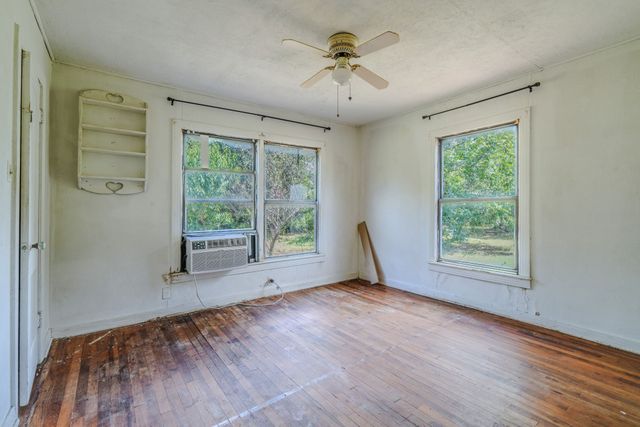 713 Lution Drive, Weatherford, TX 76087