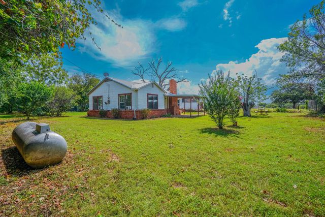 713 Lution Drive, Weatherford, TX 76087