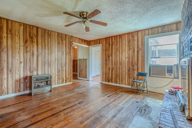 713 Lution Drive, Weatherford, TX 76087
