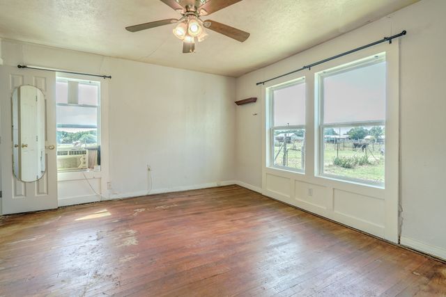 713 Lution Drive, Weatherford, TX 76087