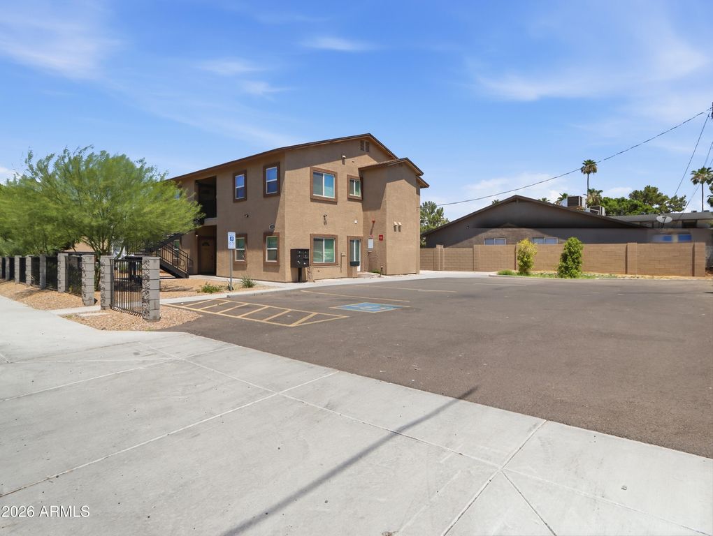 1306 E PURDUE Avenue, Phoenix, AZ 85020 — exterior