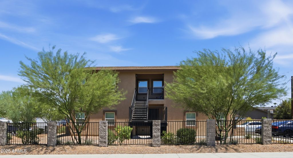 1306 E PURDUE Avenue, Phoenix, AZ 85020 — photo 2