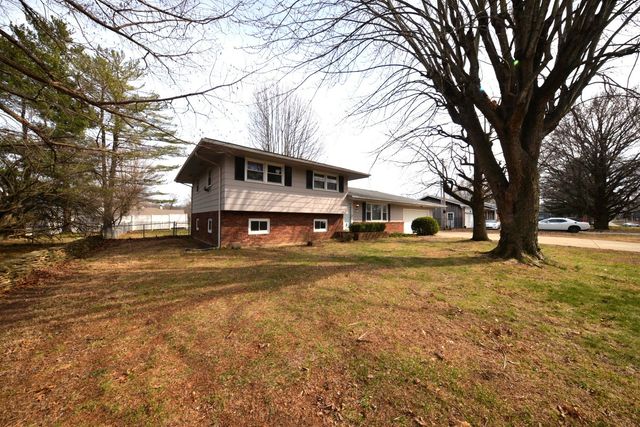 412 N 42nd Street, Mt Vernon, IL 62864