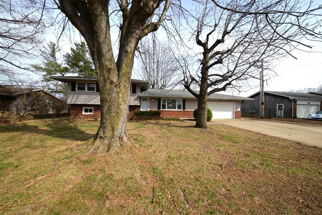 412 N 42nd Street, Mt Vernon, IL 62864