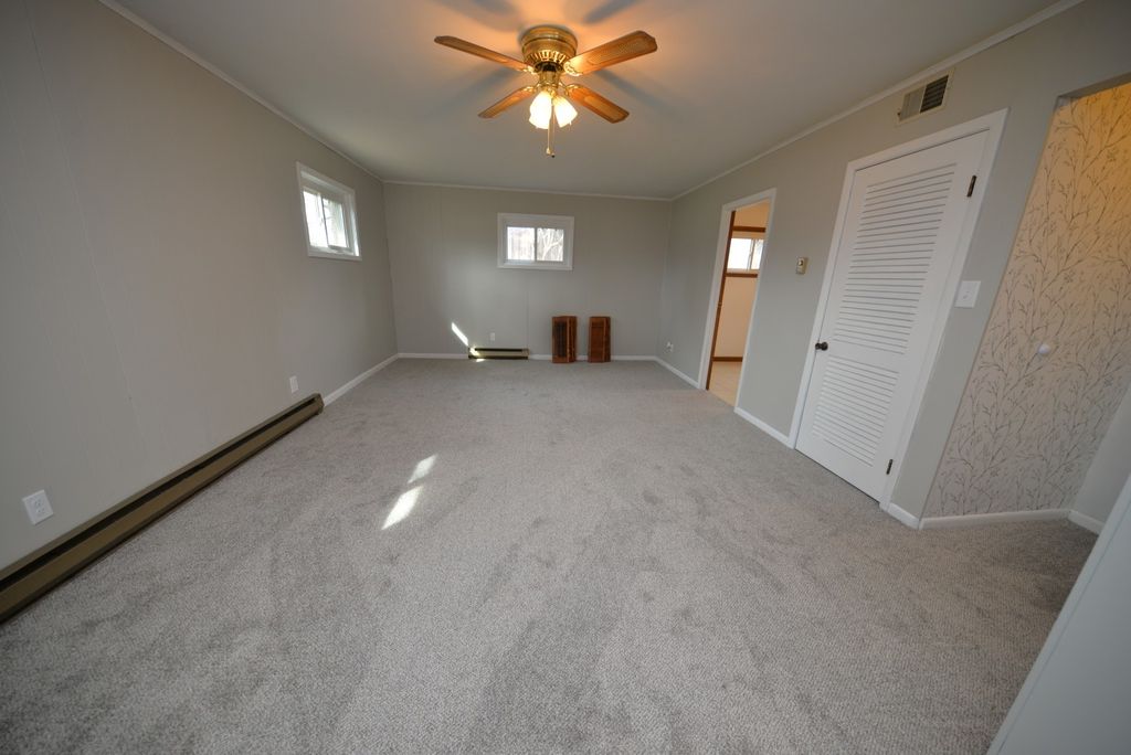 Image 34 of property listing at 412 N 42nd Street, Mt Vernon, IL 62864