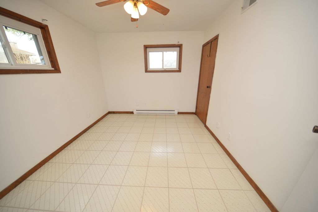 Image 36 of property listing at 412 N 42nd Street, Mt Vernon, IL 62864